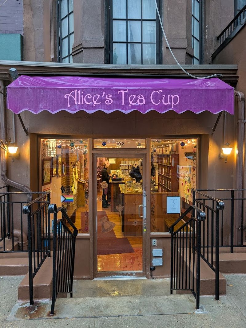Alice's Tea Cup