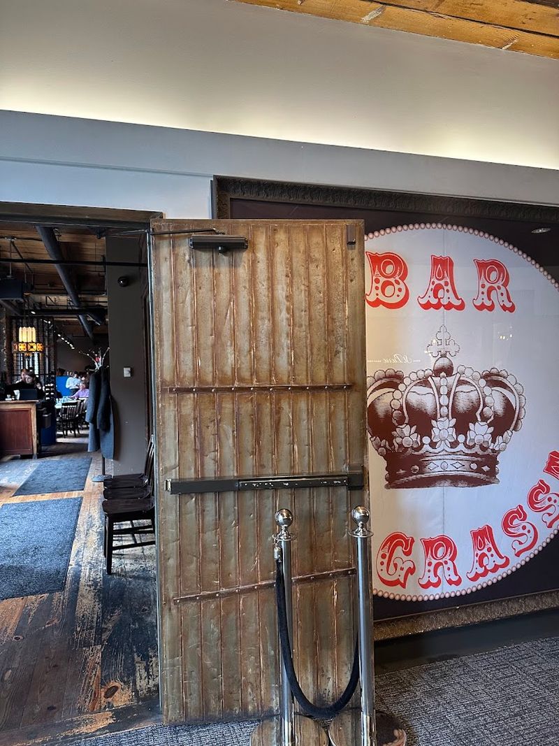 A North Loop Address That Earns Its Spot On The Map