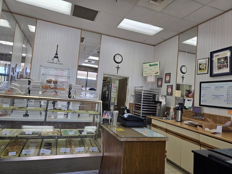 A Cozy Aurora Hideaway Worth Finding