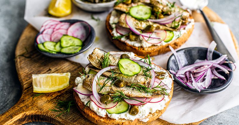 The Sardine and Onion