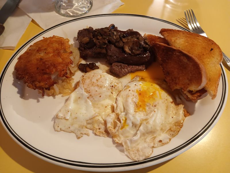 Fries And Sides That Know Their Role