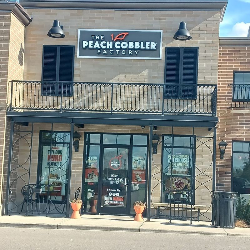 The Peach Cobbler Factory, Perrysburg