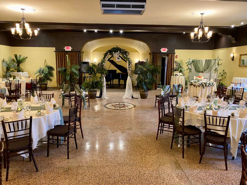 Mozart's Bakery & Event Space, Columbus
