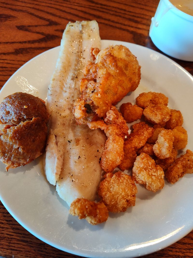 A Buffet That Surprises With Pennsylvania Dutch Favorites