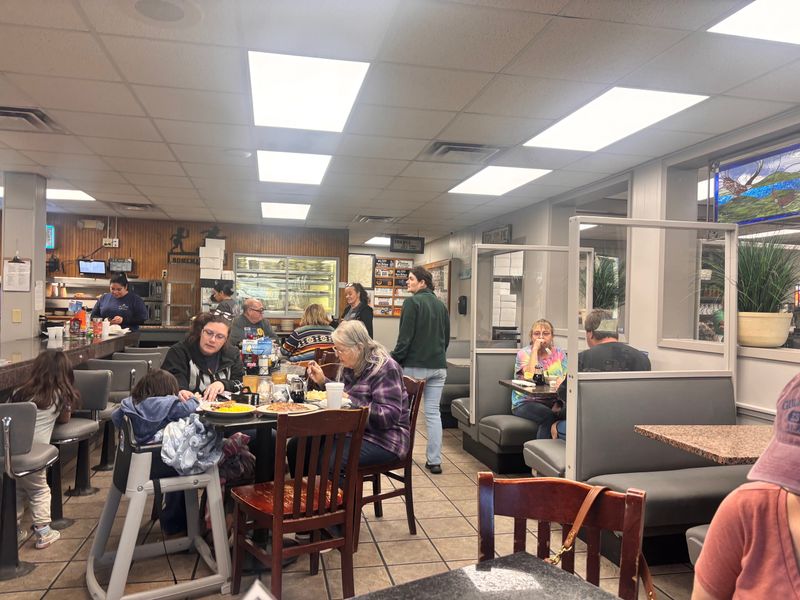 The Regulars, The First Timers, And The Table Talk