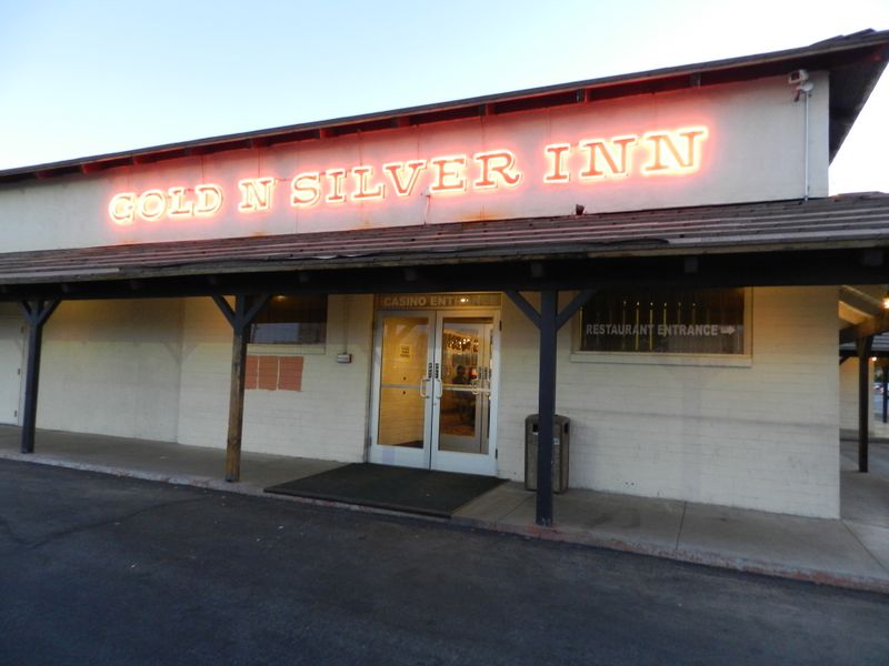 Gold ’N Silver Inn