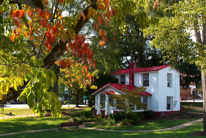 The Perfect Peaceful Stop On An Upstate Road Trip The Perfect Peaceful Stop On An Upstate Road Trip