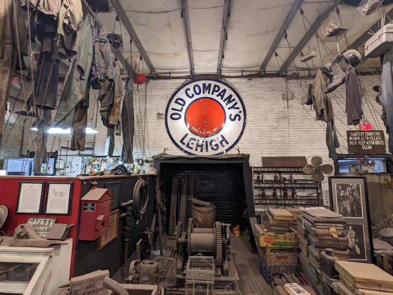 Hours, Location, and When to Plan Your Visit