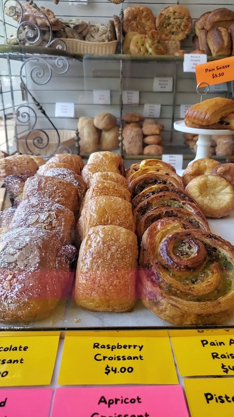 The Croissants That Keep People Coming Back