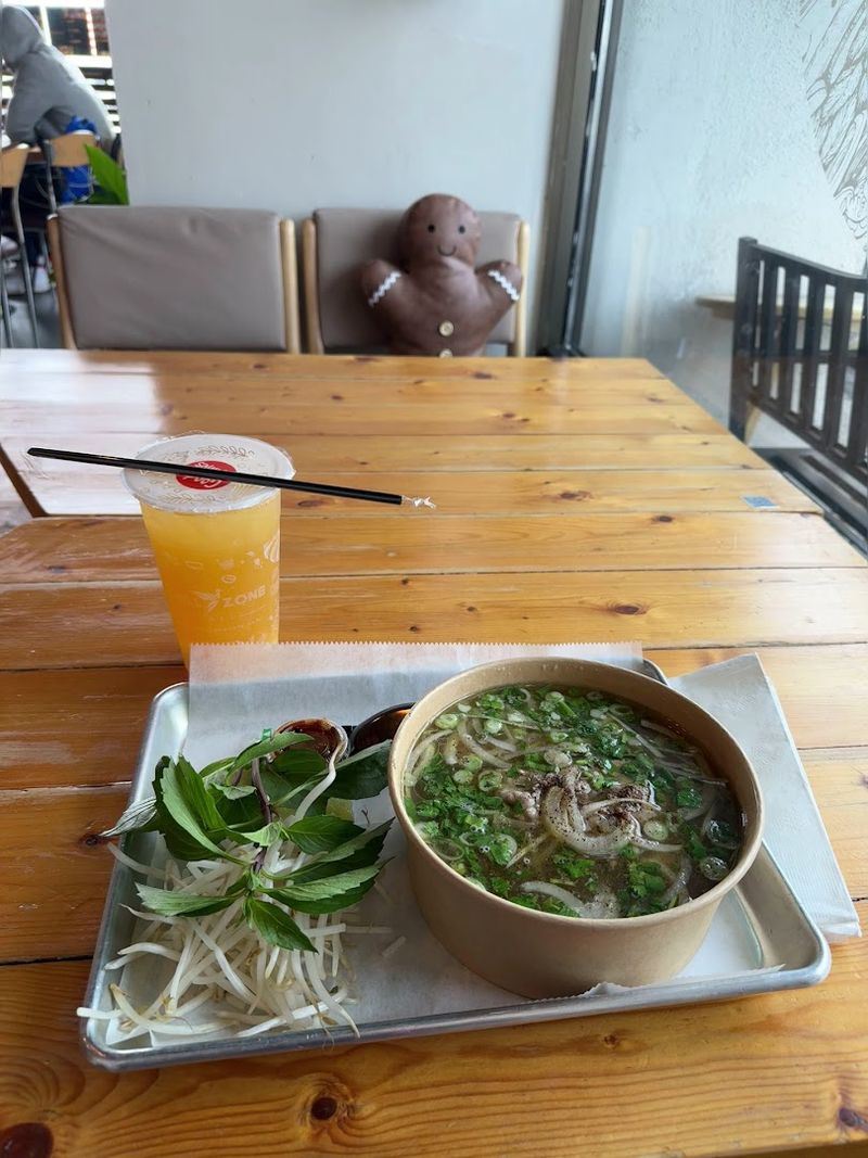 The Pho That Made Me Rethink Lunch Plans