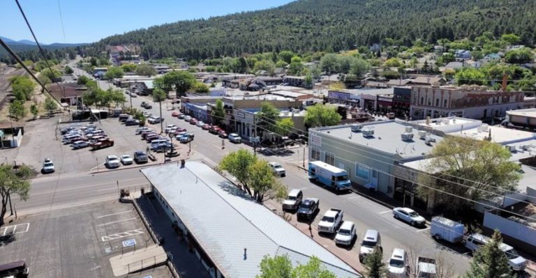 The Picturesque Arizona Town Where You Can Retire Comfortably In 2026 On About $1,200 A Month