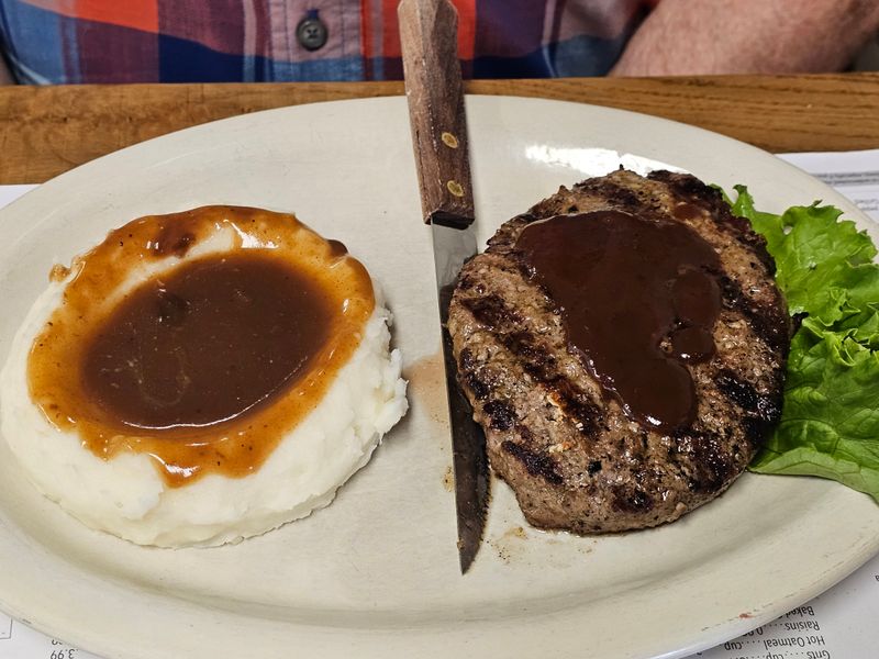 Friday and Saturday Night Specials Worth Planning Around