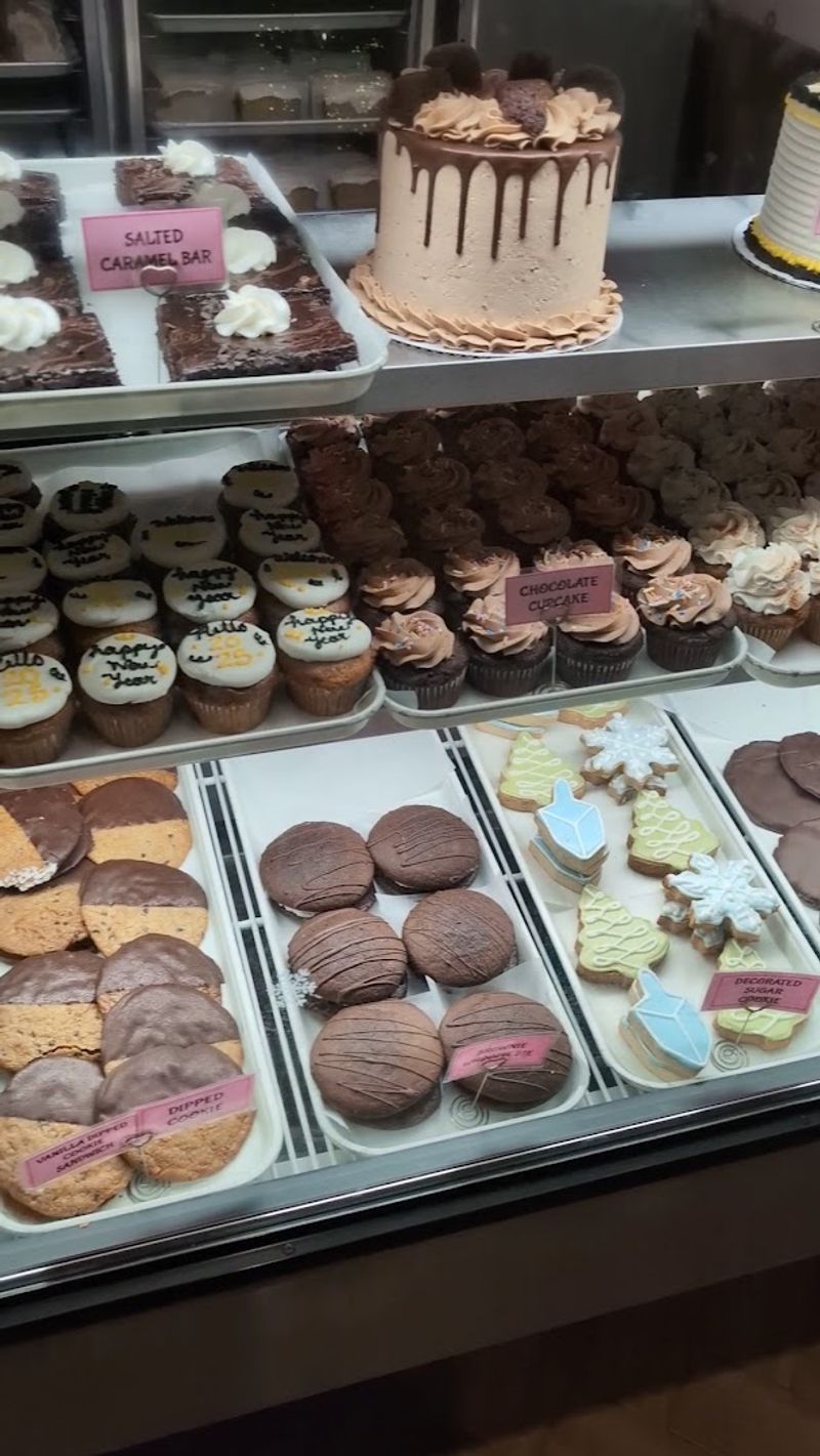 Cake Orders Can Be Delivered Directly To Disney Park Restaurants