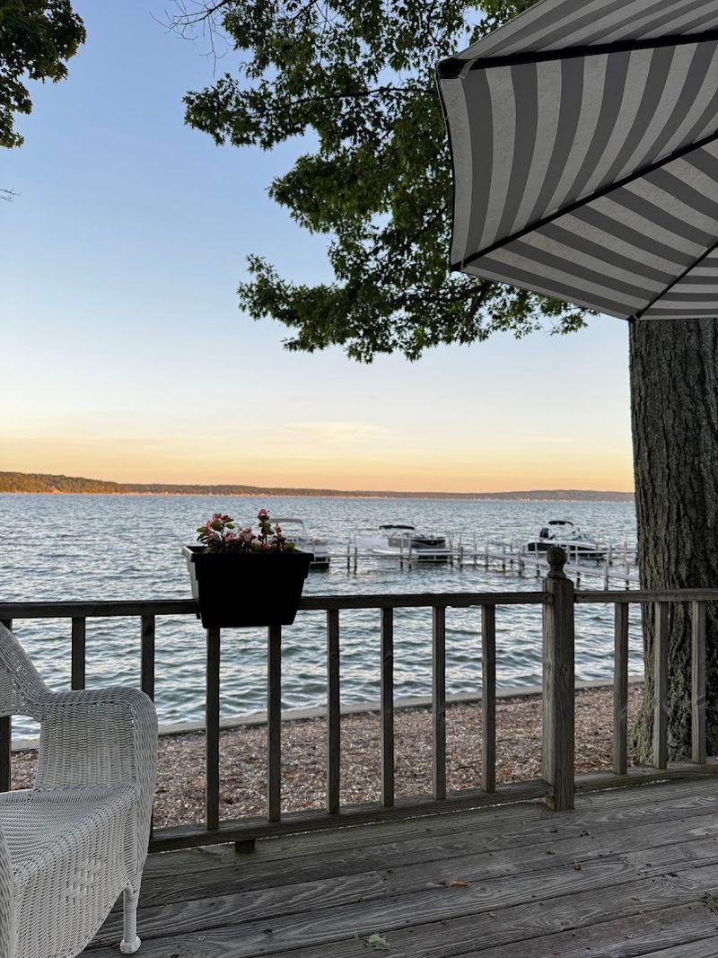 Churchill Pointe Inn, Hubbard Lake