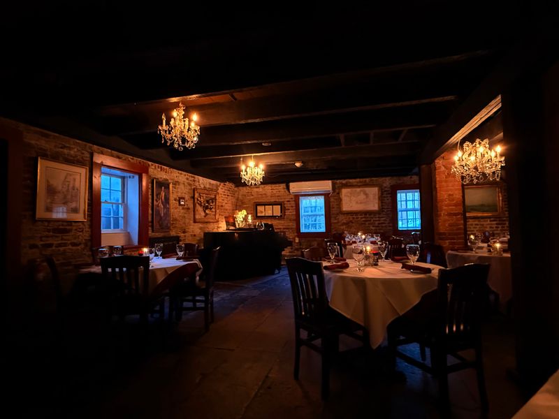 17Hundred90 Inn & Restaurant – Savannah, GA