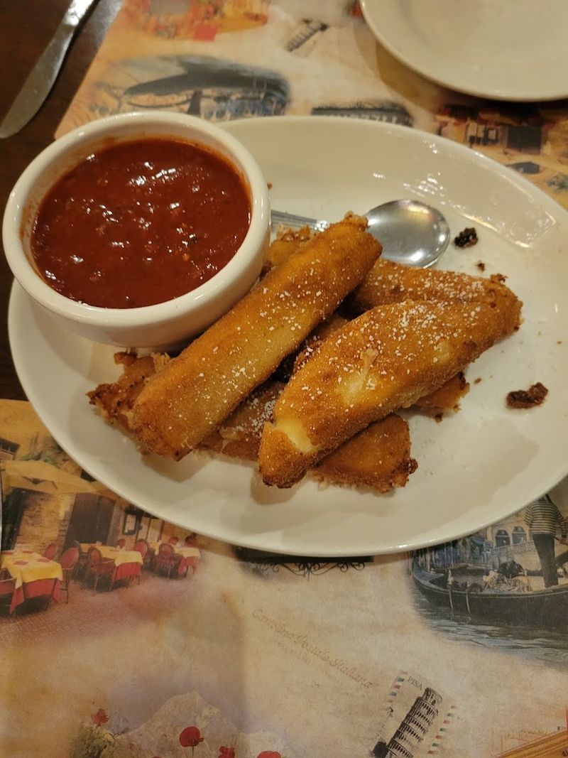 Why DeBlasio's Continues To Draw Strong Reviews From Diners