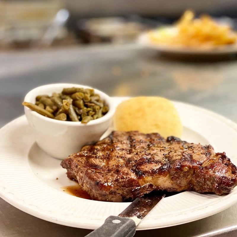 The Prime Rib That Makes You Rethink Everything