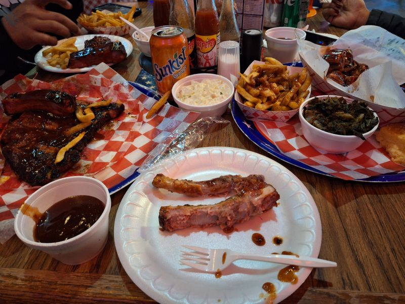 Real Smoq'ed BBQ – Cleveland