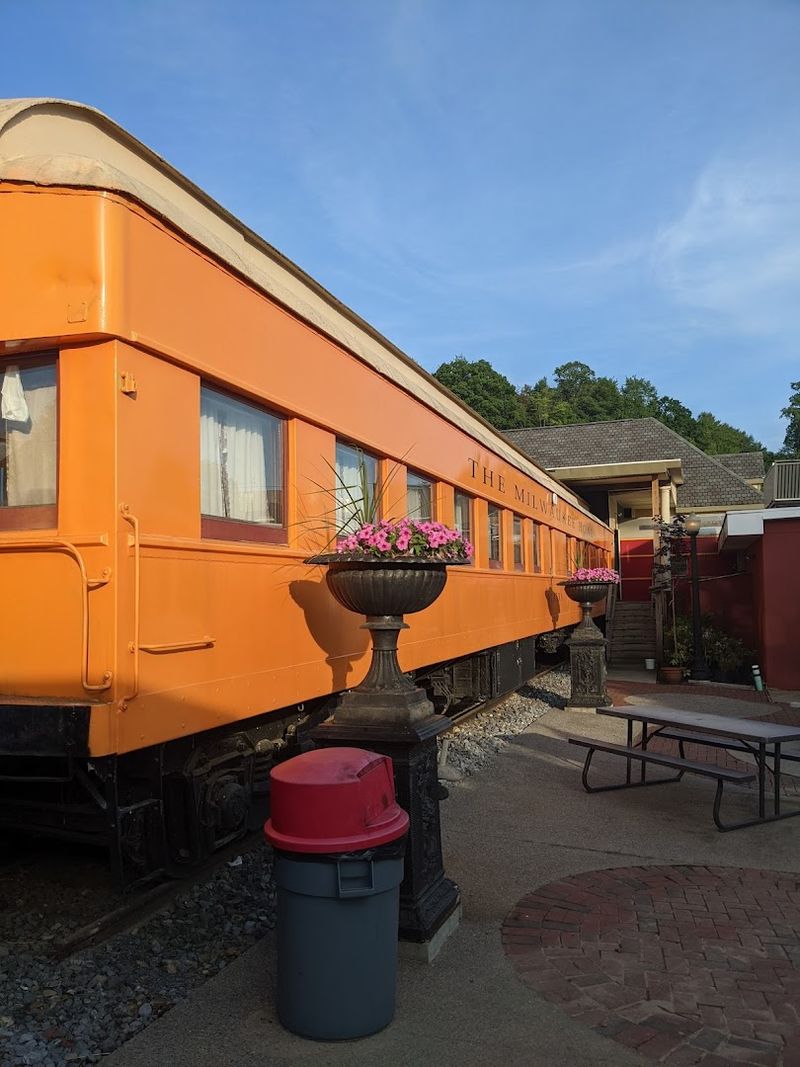 The Pullman Car Overnight Lodging Option