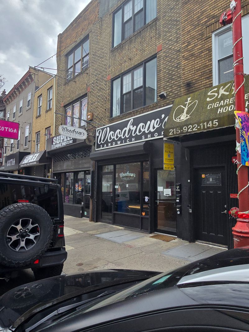 The Alternative to Tourist Trap Cheesesteak Spots