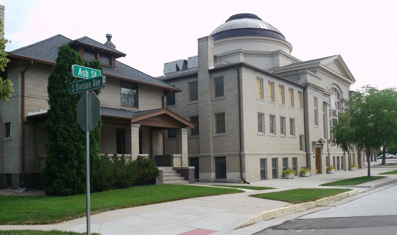 The $850 Reality Check: What Rents Actually Look Like