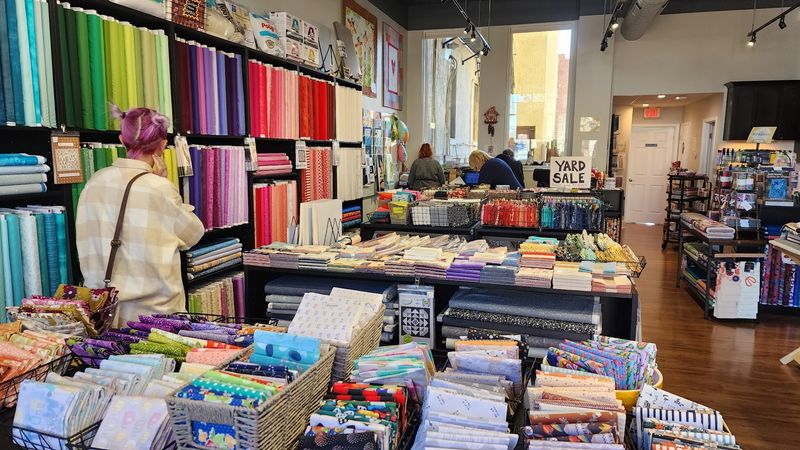The Quilting Bee, Lakewood