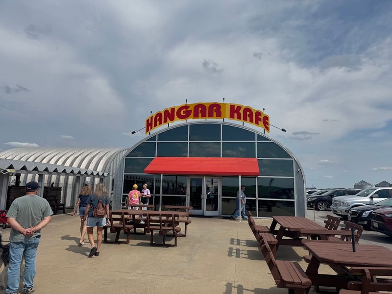 The Quonset Hangar Setting 