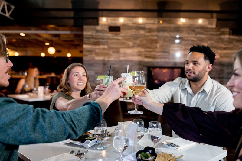 Till Neighborhood Bistro & Bar