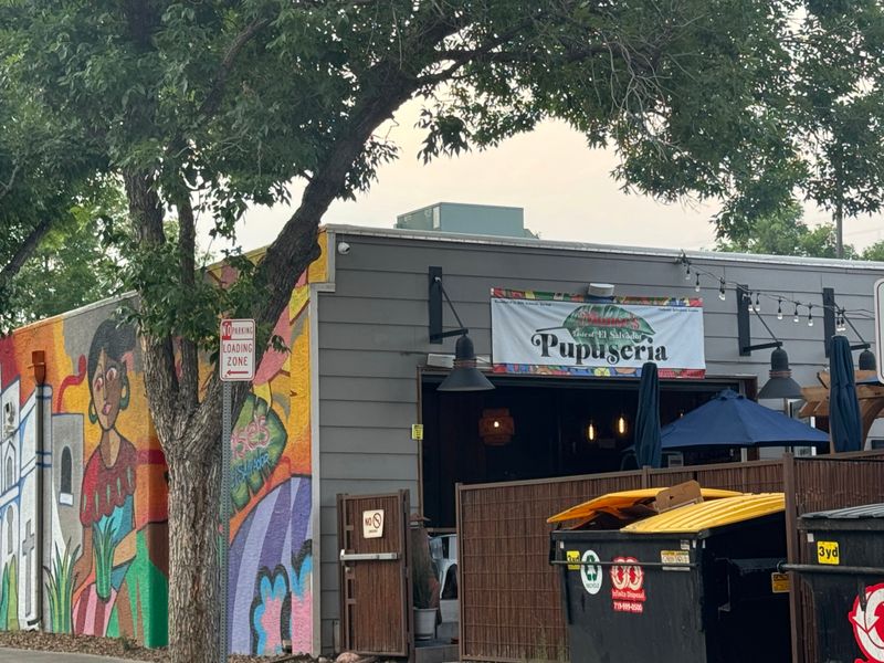 Monse’s Pupuseria (Monse’s Taste of El Salvador)