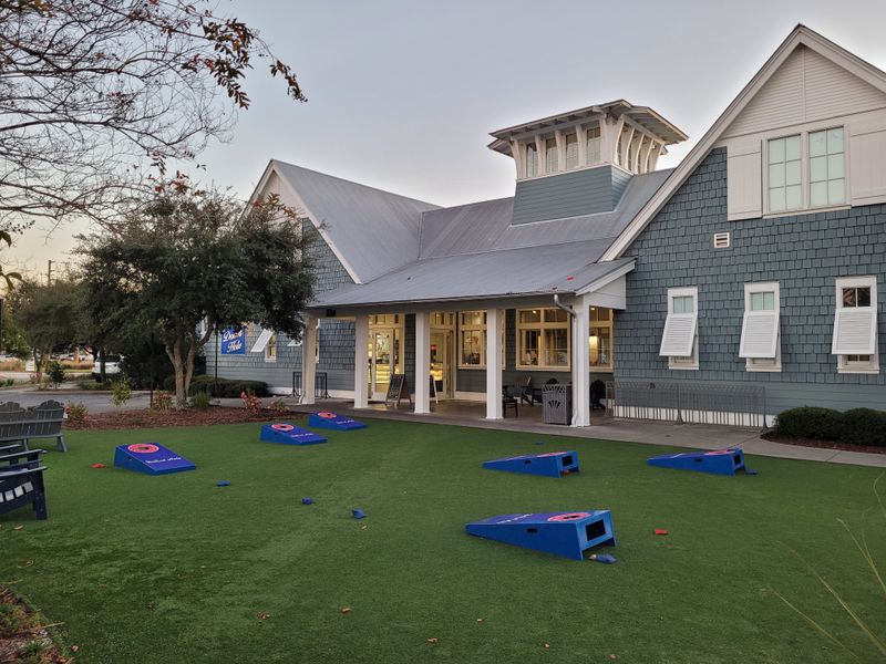 The Donut Hole – Inlet Beach