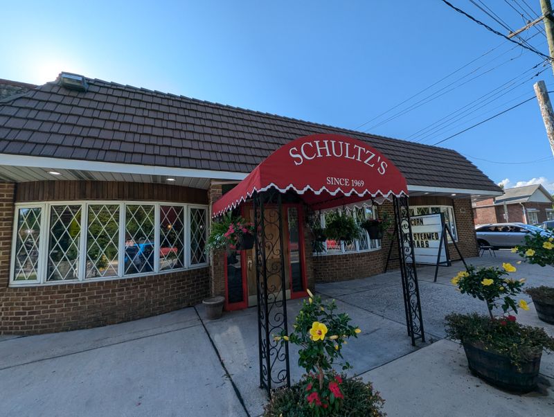 Schultz's Crab House, Essex (Impressively Good)