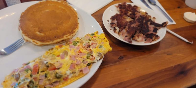 Breakfast That Brings People Back Weekly