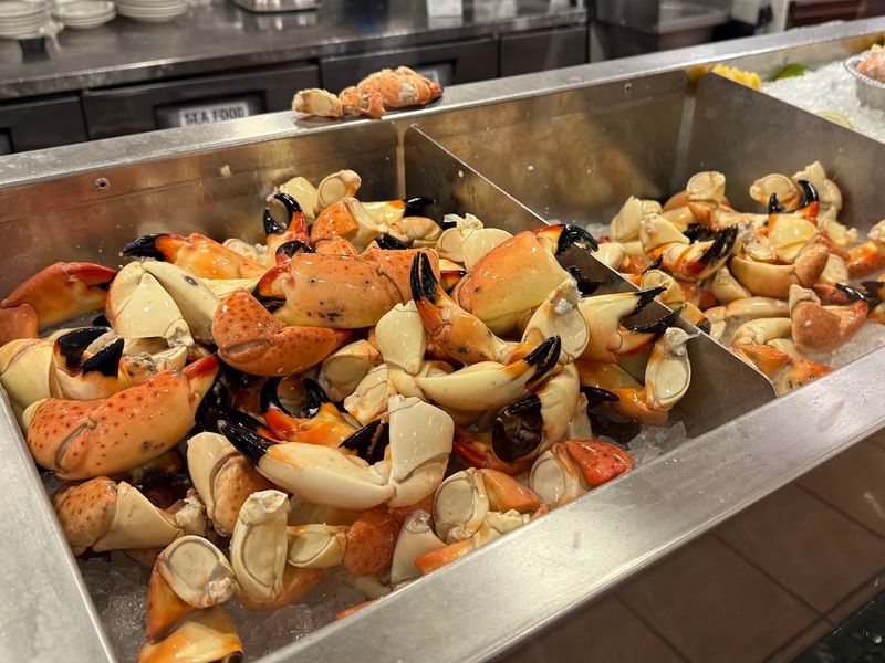 The Essential Coleslaw And Crab Cakes