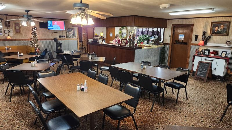 The Retro Atmosphere That Takes You Straight Back In Time