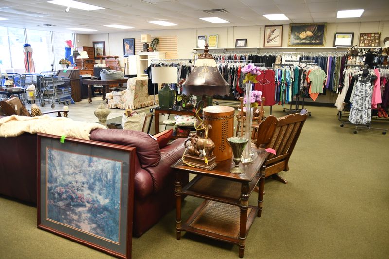 West Markham Plaza Our House Resale Store