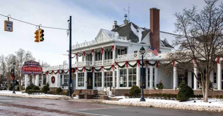 The Retro Michigan Diner Still Serving An All-You-Can-Eat Menu The Old-Fashioned Way