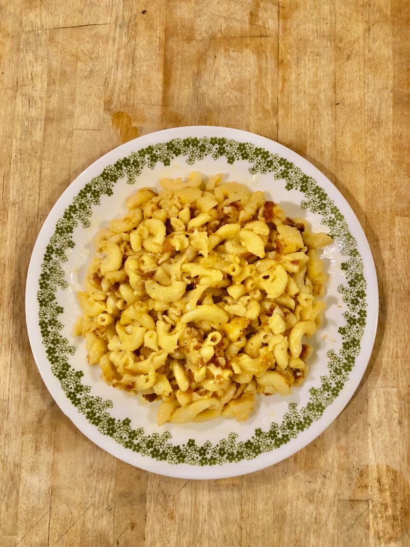 The Mac and Cheese Walks a Tightrope Between Glory and Disappointment