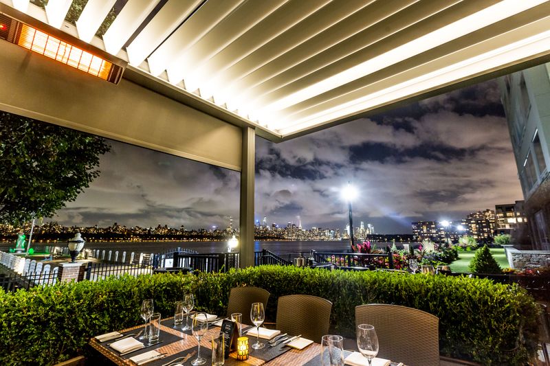 HAVEN Riverfront Restaurant & Bar — Edgewater