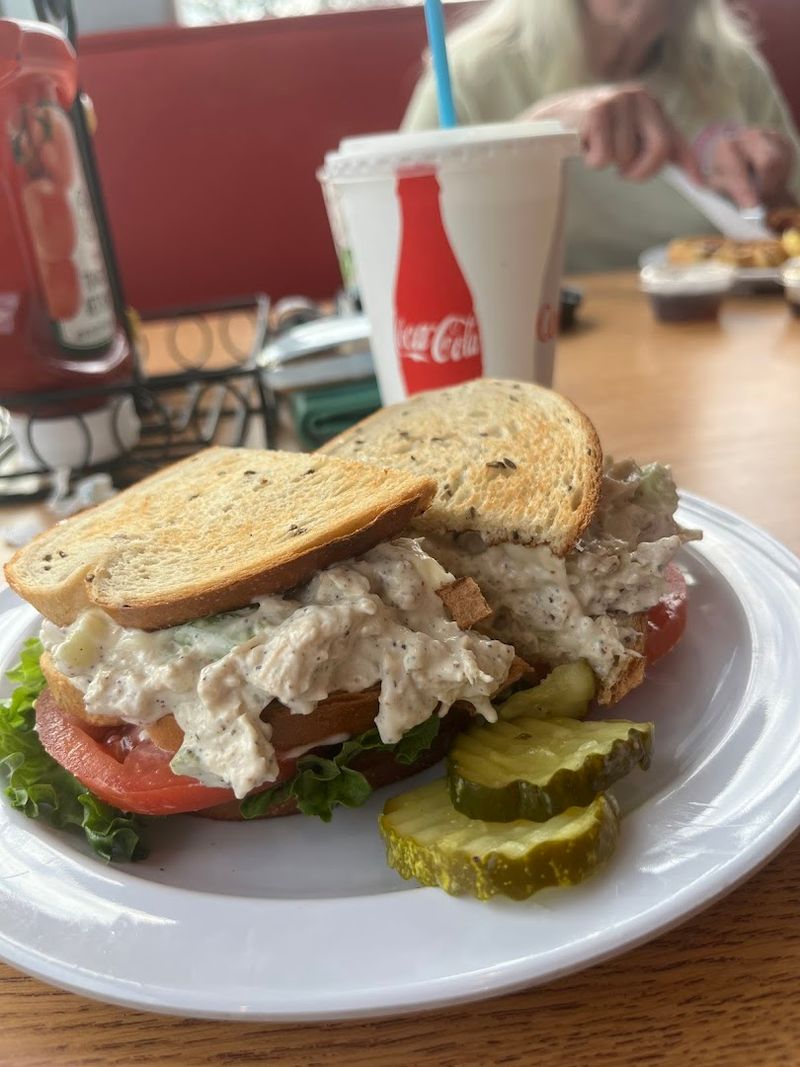 The Roast Beef Sandwich That Makes The Drive Completely Worth It