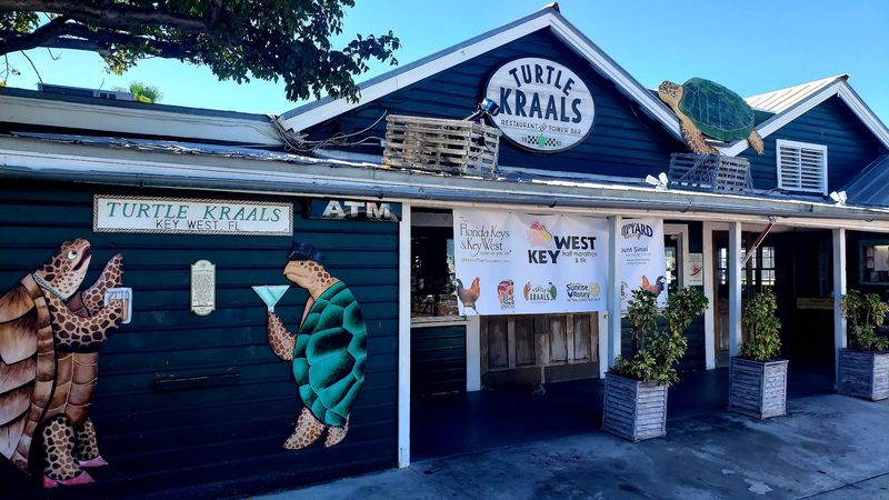 Waterfront Seafood That Celebrates The Gulf