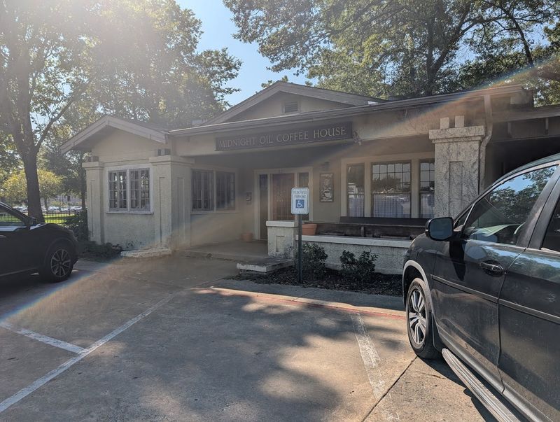 Midnight Oil Coffeehouse, Searcy