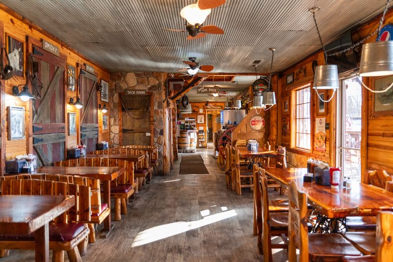 The Rustic Atmosphere That Sets The Mood