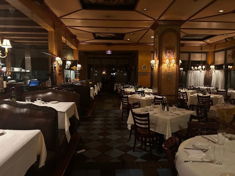 Carlucci Rosemont - Rosemont