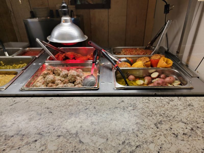 The Salad Bar That Earns Its Own Praise The Salad Bar That Earns Its Own Praise