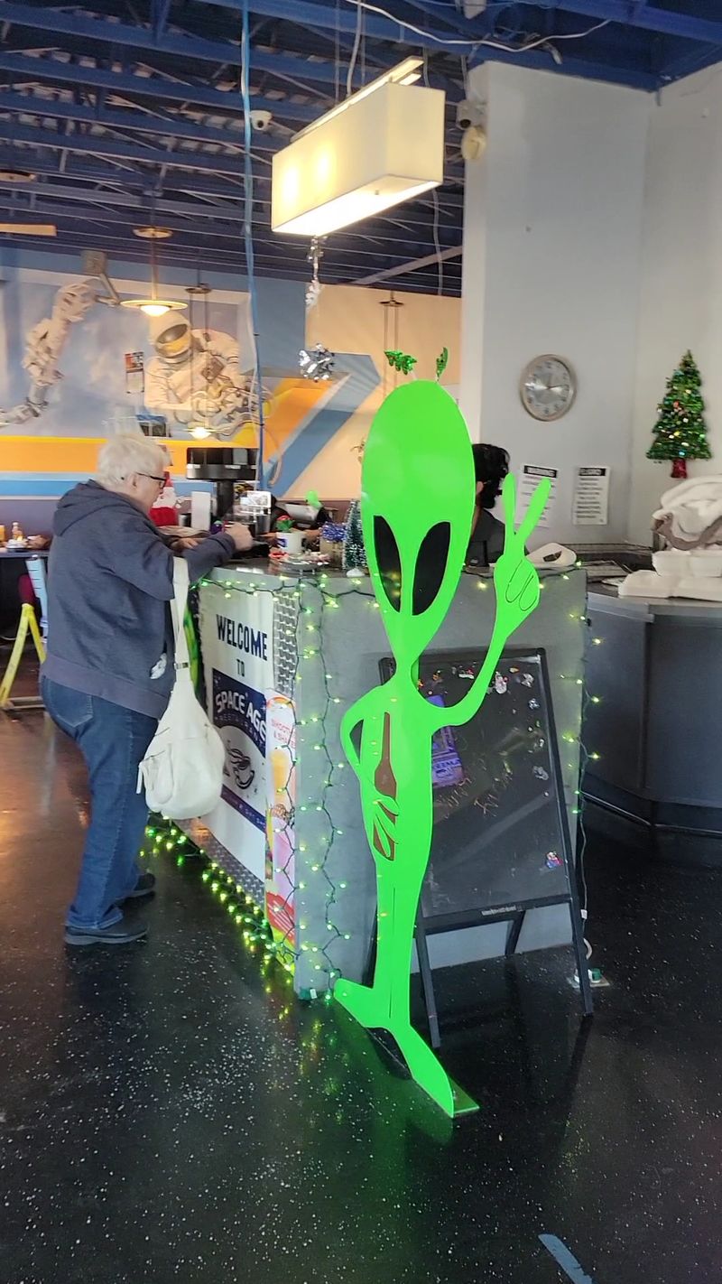 Service That Varies With The Crowd