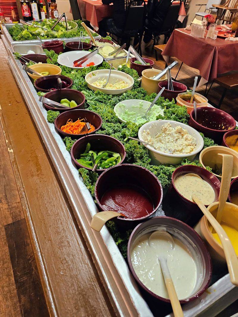 The Salad Bar That Surprises You The Salad Bar That Surprises You