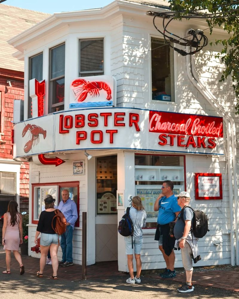 The Lobster Pot