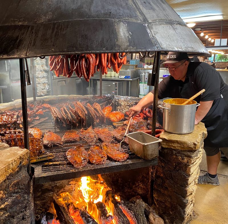 The Salt Lick BBQ, Driftwood