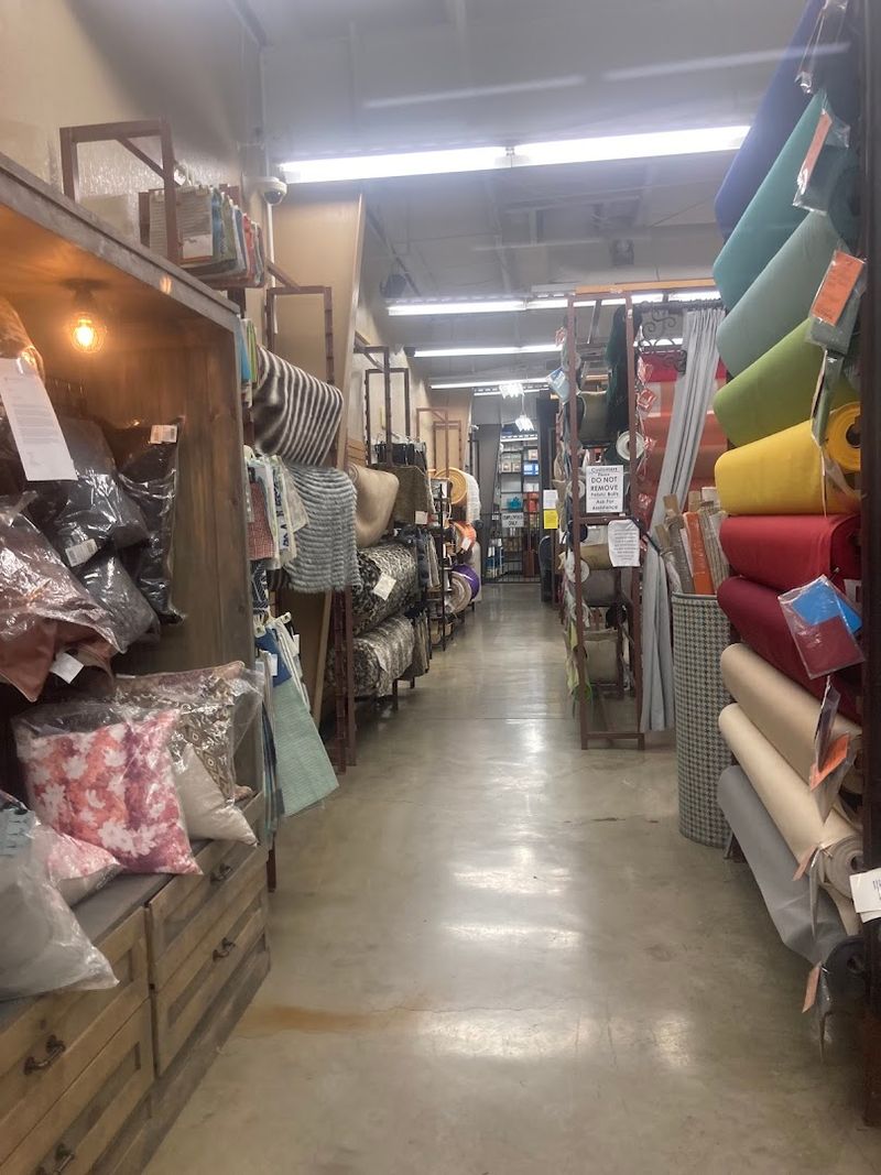 Planning Your Visit To This Phoenix Craft Haven