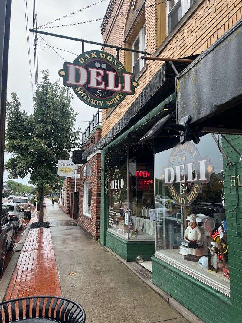 Located Right on Allegheny River Boulevard